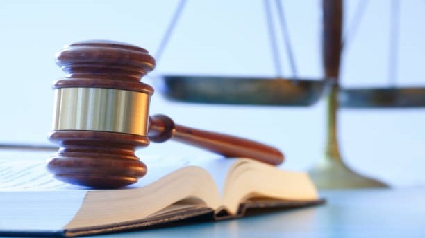 Kanun Yararına Bozma Kararına Karşı Yerel Mahkemece İlk Hükümde Direnilmesi Mümkün Değildir - Kayseri Ceza Avukatı - Kayseri Ağır Ceza Avukatı - Av. Zülküf Arslan Hukuk Bürosu