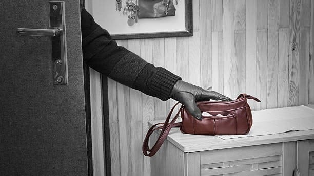 Nitelikli Hırsızlık Suçunda Değer Azlığı Nedeniyle Cezada İndirim Yapılması veya Ceza Verilmemesi - Kayseri Ceza Avukatı - Kayseri Ağır Ceza Avukatı - Av. Zülküf Arslan Hukuk Bürosu